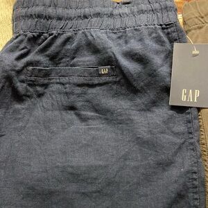 GAP, XXL, shorts. 2 pair, New, Navy/linen & Charcoal/tencel. Pull on.